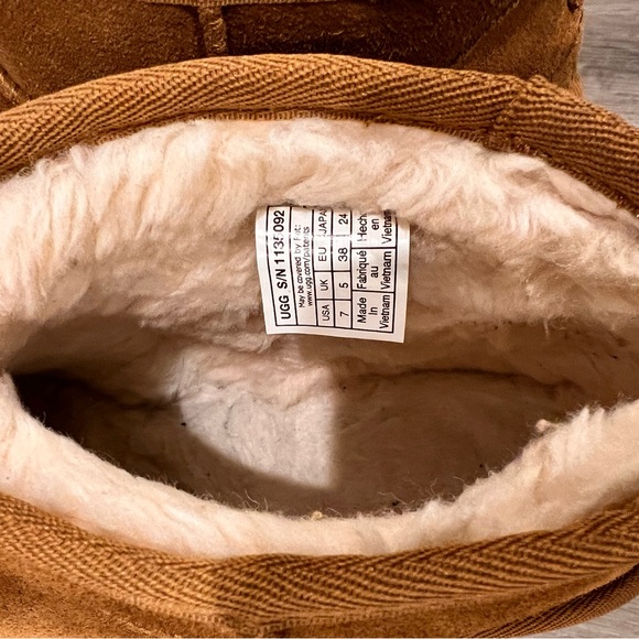 UGG W CLASSIC ULTRA MINI PLATFORM- 7 - Picture 5 of 7